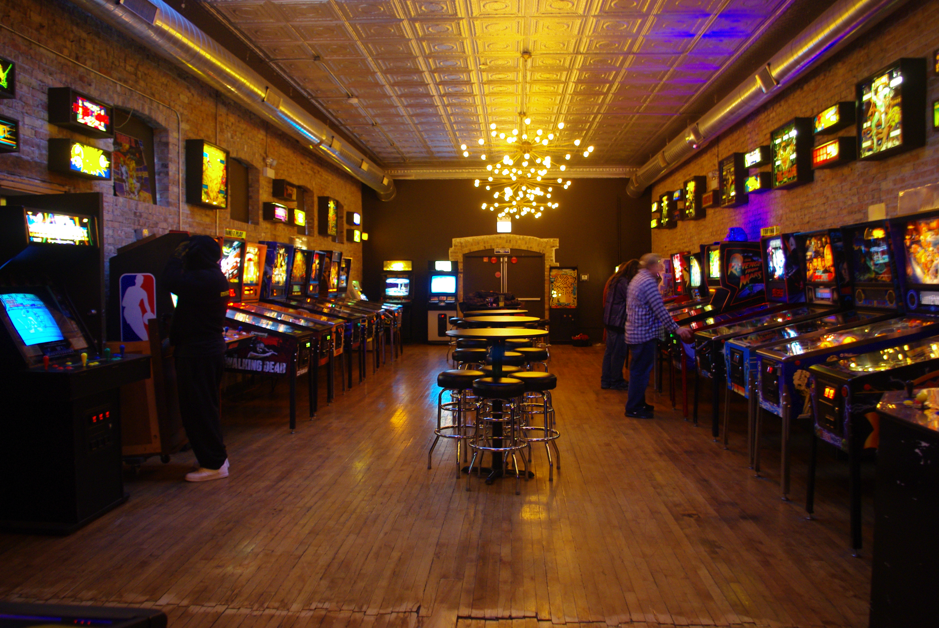 Logan Arcade pinball machines